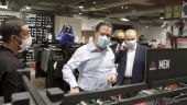 Αυτοψία Γεωργιάδη και Παπαθανάση σε εμπορικό κέντρο της Αθήνας