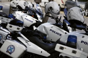 Συλλήψεις μελών εγκληματικών οργανώσεων από 21 έως 78 ετών