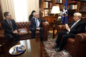 Παυλόπουλος: Χωρίς επενδύσεις, η αυστηρή λιτότητα δεν οδηγεί σε λύση