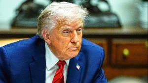 Τραμπ: Το Ιράν επιθυμεί την ελευθερία, οι ΗΠΑ έτοιμες να προσφέρουν βοήθεια