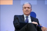 Αναγκαίος ο διάλογος μεταξύ των θρησκειών, τόνισε ο Δ. Αβραμόπουλος