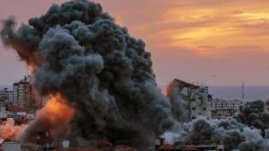 Μαίνονται οι μάχες στη νότια Λωρίδα της Γάζας, ισραηλινά πλήγματα σε κεντρικές περιοχές
