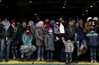 Στο λιμάνι του Πειραιά τρία πλοία με 1.481 μετανάστες και πρόσφυγες
