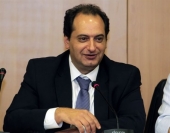 Επαναδιαπραγμάτευση ιδιωτικοποιήσεων και οδικών αξόνων