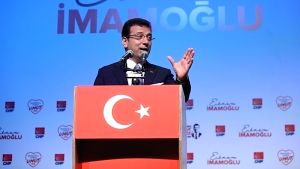 Δίκη Εκρέμ Ιμάμογλου για πλαστογραφία πτυχίου: Στις 11 Σεπτεμβρίου οι εξελίξεις – Κατ’ οίκον περιορισμός για τον δήμαρχο της Αντίγιαμαν