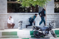 Τα γιατί και τα πώς της επίθεσης στο Ιράν