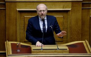 Βαρτζόπουλος για Β. Μακεδονία: «Εάν δεν συμμορφωθούν δεν πρόκειται να δουν την Ευρωπαϊκή Ένωση από μέσα»