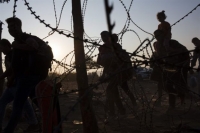 Αλλο μετανάστες, άλλο πρόσφυγες, άλλο αιτούντες άσυλο