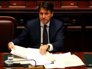 Κόντε: Σχεδιάζει την διαπραγμάτευση του ιταλικού χρέους