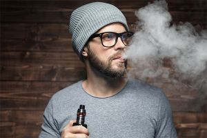 Η διακοπή του καπνίσματος είναι δύσκολη, αλλά να εκμεταλλευτούμε τα προϊόντα που βοηθούν, λέει ο MARK JENKINSON