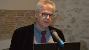 Γώγος στον ΣΚΑΪ: Στο πλαίσιο κλινικής μελέτης η χορήγηση χλωροκίνης