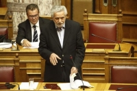 Δρίτσας: Επιβατηγά, οχηματαγωγά ζητήθηκαν για τις ανάγκες των προσφύγων