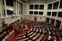 Καβγάς κυβέρνησης-αντιπολίτευσης στη συζήτηση για τα προαπαιτούμενα