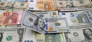 Επέκταση γραμμής ανταλλαγής νομισμάτων από την Fed: Σημαντικές εξελίξεις στα πρακτικά της συνεδρίασης
