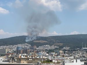 Θεσσαλονίκη: Οριοθετηθηκε η φωτιά στο Σέιχ Σου