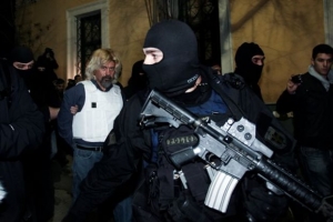 Εβαλε φωτιά στο κελί του ο Ξηρός