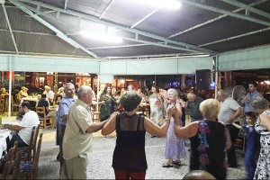 Ποντιακό γλέντι του ΚΚΕ στο Δροσάτο