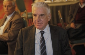 Τι απαντά ο Παπαντωνίου για την Εξεταστική