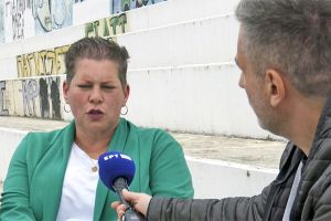 Κιλκίς: Ξανακάθισε στα θρανία μετά από 30 χρόνια για να πετύχει το παιδικό της όνειρο