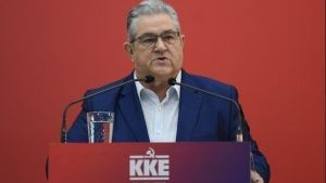 «Να κάνουμε τη δυσαρέσκεια ψήφο ανατροπής, να τους ταρακουνήσουμε με ψήφο στο ΚΚΕ», είπε ο Δημήτρης Κουτσούμπας από τη Θεσσαλονίκη