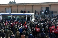 Σε εξέλιξη η απομάκρυνση των αμάχων από το ανατολικό Χαλέπι