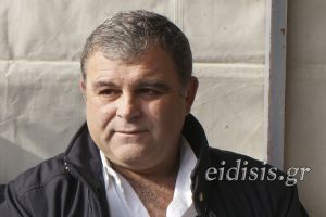 Γιώργος Λασκάκης: Τρώμε τις σάρκες μας κι ένας ένας αργοσβήνουμε