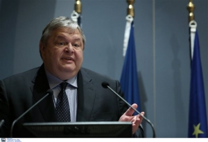 Βενιζέλος: Κυνική και ωμή άσκηση εξουσίας από τον Τσίπρα