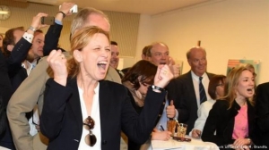 Θρίαμβος για CDU-κόλαφος για SPD
