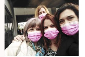 Η παράταξη "Κοιτάμε Μπροστά" στην εκδήλωση ευαισθητοποίησης για τον καρκίνο του μαστού στην Περιφέρεια Κ. Μακεδονίας