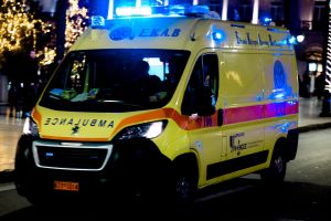 Θεσσαλονίκη: 8χρονο αγόρι έπεσε από μπαλκόνι στην Ασπροβάλτα – Σοβαρά τραυματισμένο στο κεφάλι και το χέρι