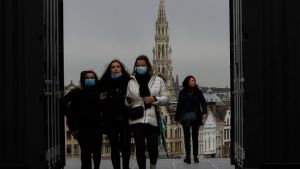 Ποινικές διώξεις αντιμετωπίζουν 160 ταξιδιώτες με πλαστό πιστοποιητικό αρνητικού τεστ PCR στο αεροδρόμιο των Βρυξελλών
