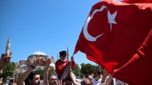 Τουρκικό ΥΠΕΞ: Κακομαθημένο παιδί η Ελλάδα - Να ξυπνήσει από το όνειρο του Βυζαντίου