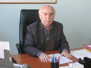 Να στήσουμε ανάχωμα στο διχασμό