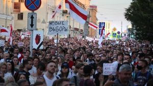 Λευκορωσία: Η αστυνομία συνέλαβε δεκάδες διαδηλωτές στην πρωτεύουσα