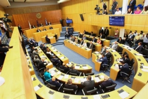 Η κυπριακή Βουλή ανησυχεί για την άνοδο της ακροδεξιάς