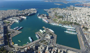 Ερυθρόλευκη μέρα με ερυθρόλευκες τιμές στον Πειραιά