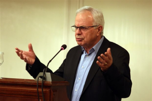 Αποστόλου: Αποσύρεται το νομοσχέδιο για τα ζώα