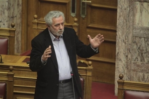 Βουλή: Αντιπαράθεση για το βίντεο του ΣΥΡΙΖΑ κατά δημοσιογράφων