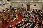 Βουλή: Πέρασε το νομοσχέδιο για τις διαταγές πληρωμών