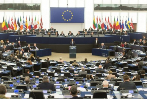 Ευρωβουλή: Καταδικάζει τις εσωτερικές εξελίξεις στην Τουρκία