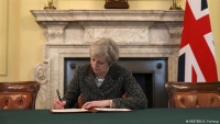 DW: Πόσο θα κοστίσει το Brexit;