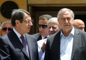 Αναβλήθηκε η συνάντηση Ακιντζί - Αναστασιάδη λόγω της πυρκαγιάς