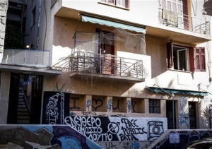 Επανακατέλαβαν το κτίριο της Καλλιδρομίου, στα Εξάρχεια