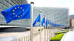 Η ΕΕ επενδύει 422 εκατ. ευρώ για την ανάπτυξη υποδομών εναλλακτικών καυσίμων