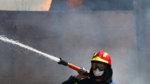 Καλαμάτα: Φωτιά στην περιοχή Καρτελάς της Κυπαρισσίας
