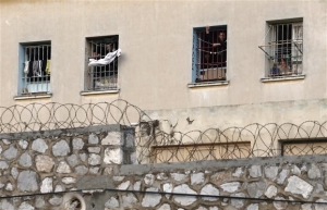 Εκκληση του Υπουργείου Δικαιοσύνης να σταματήσει η απεργία πείνας