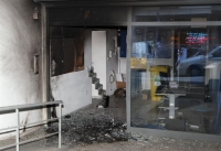Eπίθεση με γκαζάκια τα ξημερώματα στα Πετράλωνα