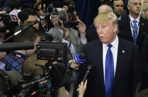 Ο κυβερνήτης του Νιου Τζέρσι στηρίζει τον Τραμπ