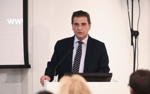 Ποζρικίδης: «ΔΕΘ με αποστάσεις, μάσκες και λιγότερους επισκέπτες»