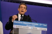 Στη Γαλλία η Δεξιά επιστρέφει και η Ακροδεξιά επελαύνει